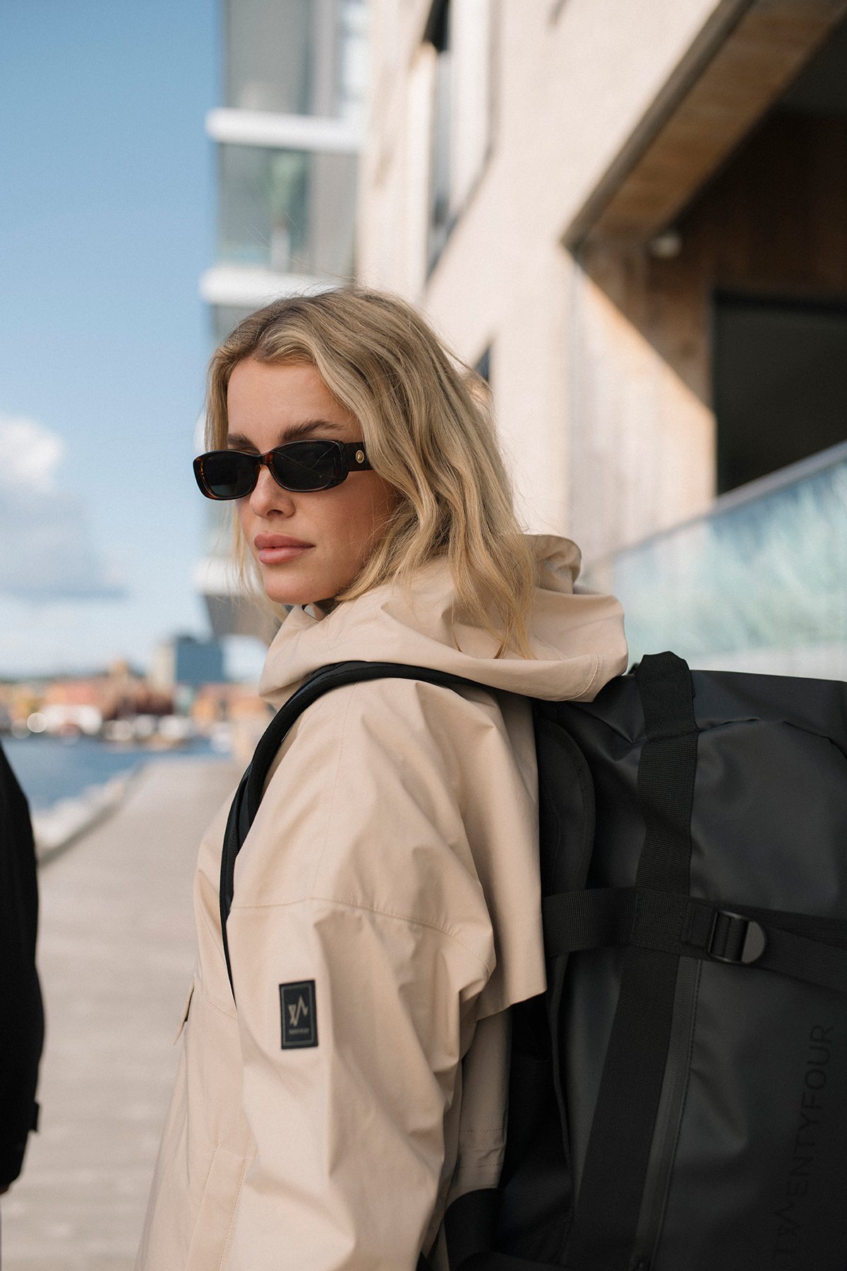 Twentyfour Mode 3L Poncho D Sand