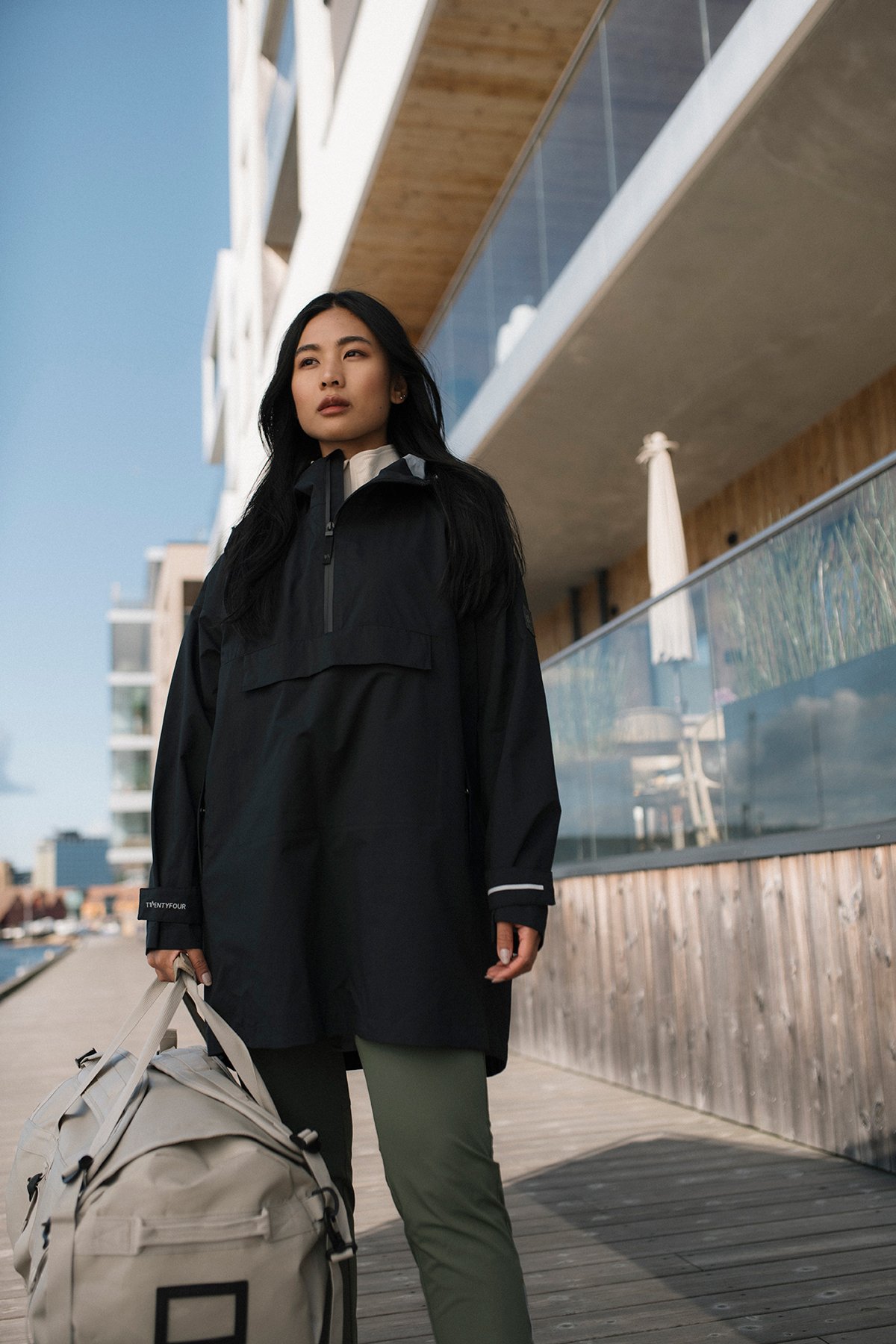 Twentyfour Mode 3L Poncho D Sort