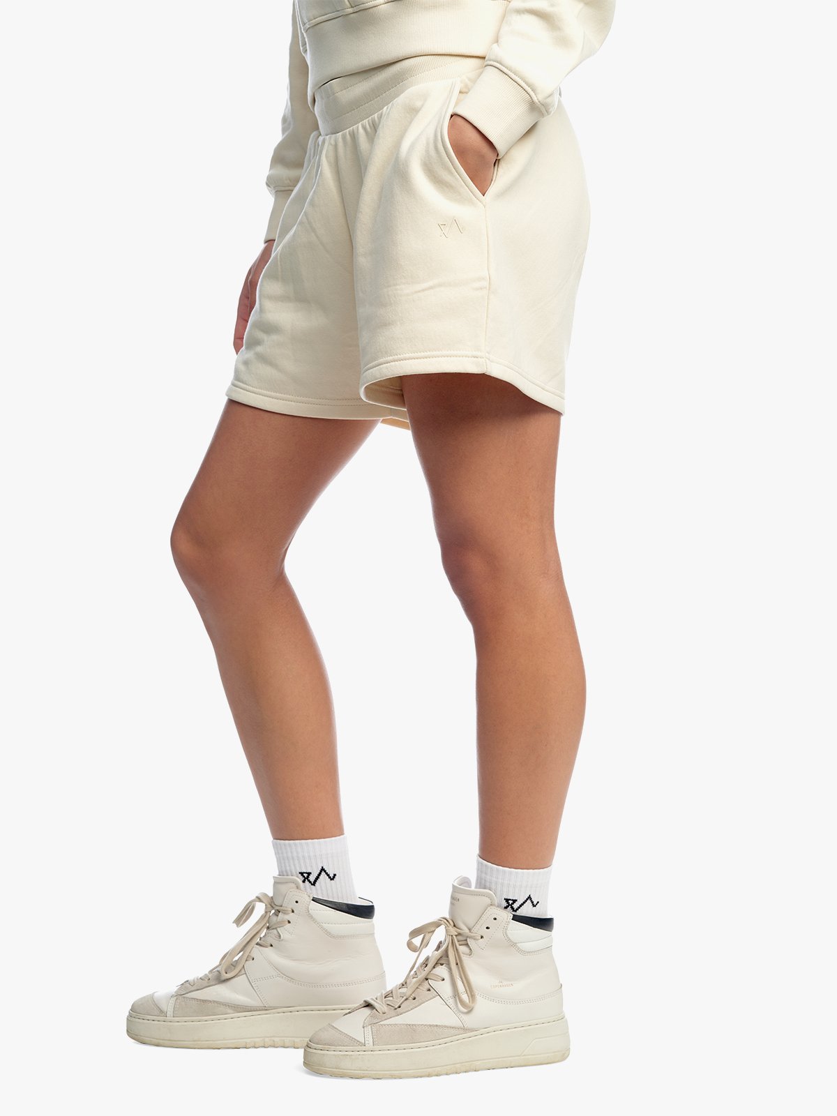 Twentyfour & Shorts D Gråhvit