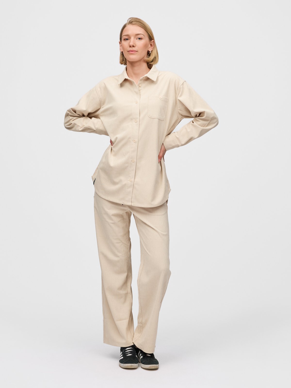 Twentyfour Mode Cord Skjorte D Gråhvit