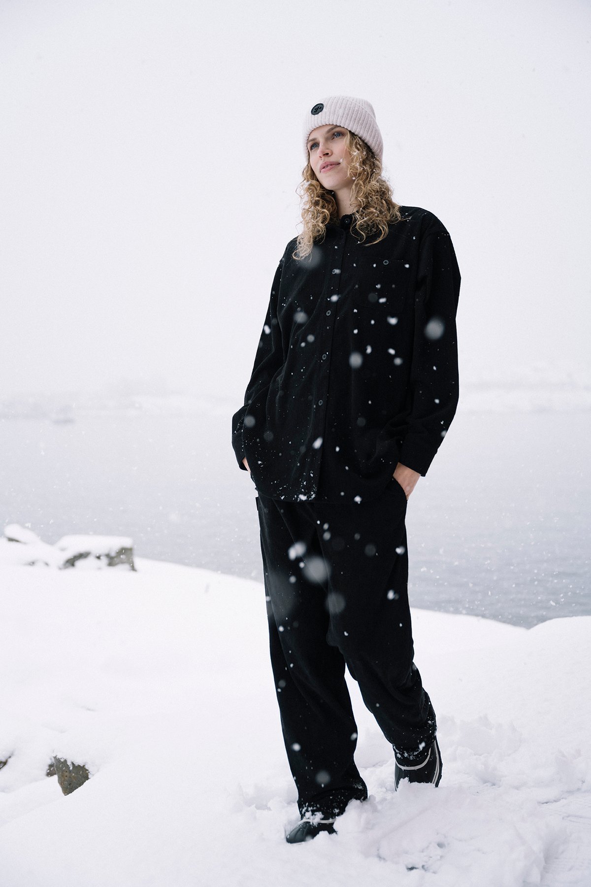 Twentyfour Mode Cord Skjorte D Sort