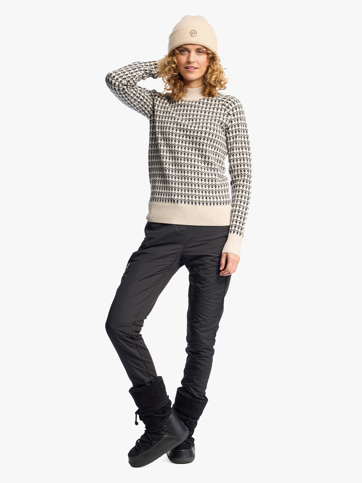 Twentyfour Aurora Ullgenser D Sort