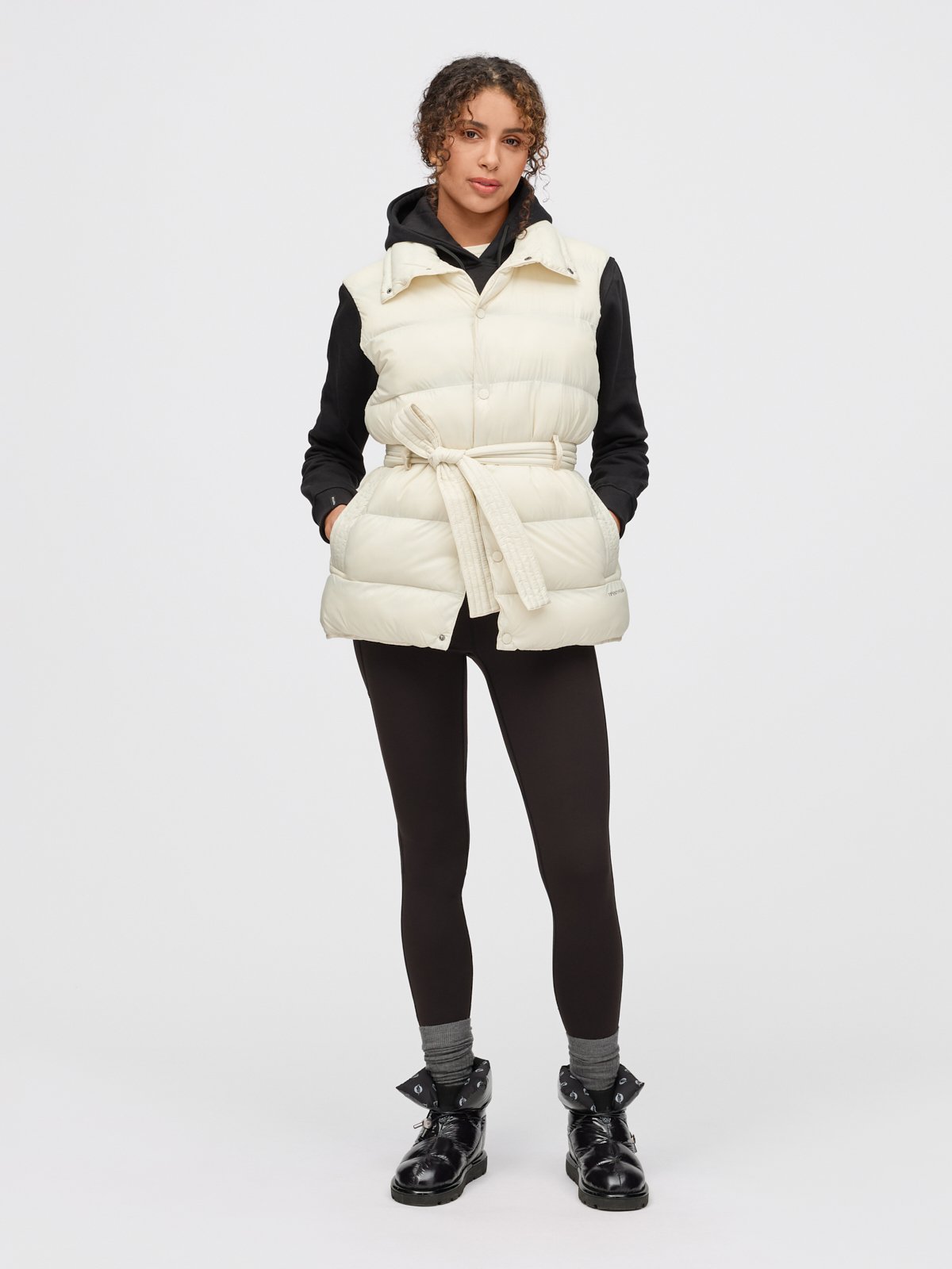 Twentyfour Mode Milla Padded Vest D Gråhvit