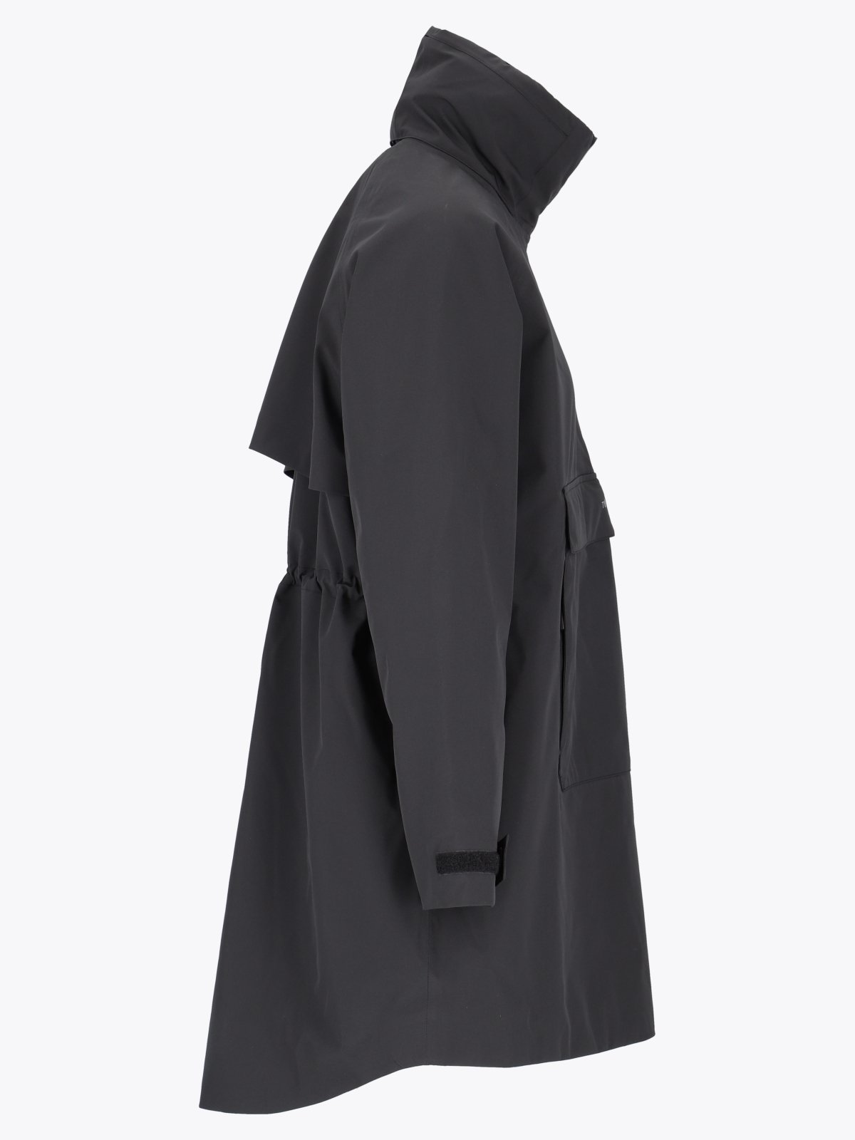 Twentyfour Mode Insulation Poncho D Sort