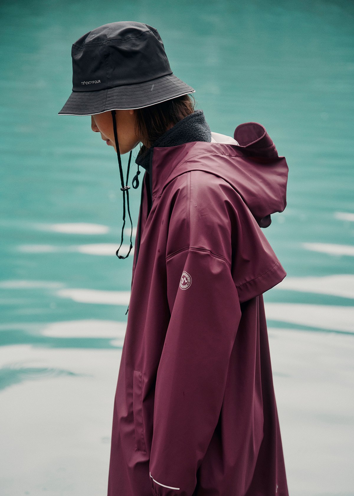 Twentyfour Mode PU Poncho D M Burgunder