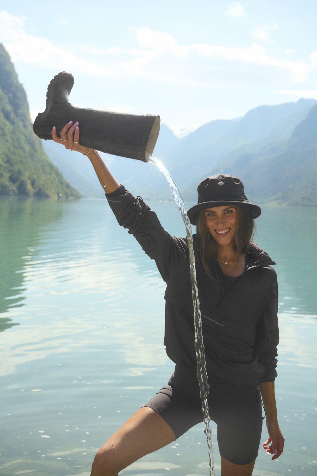 Twentyfour Nina Vind Anorakk D Skyggesort