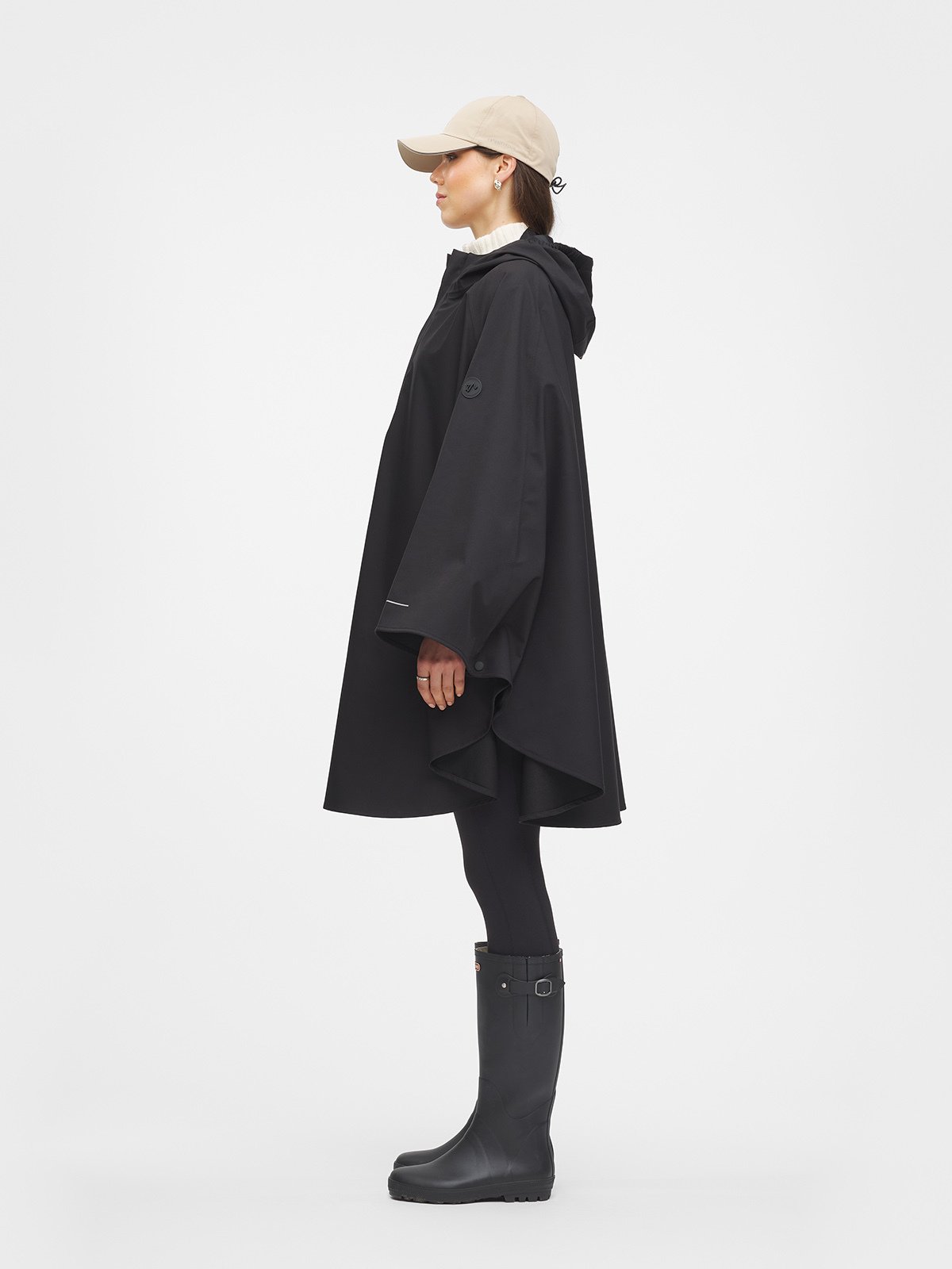 Twentyfour Mode Maya 3L Poncho D Sort