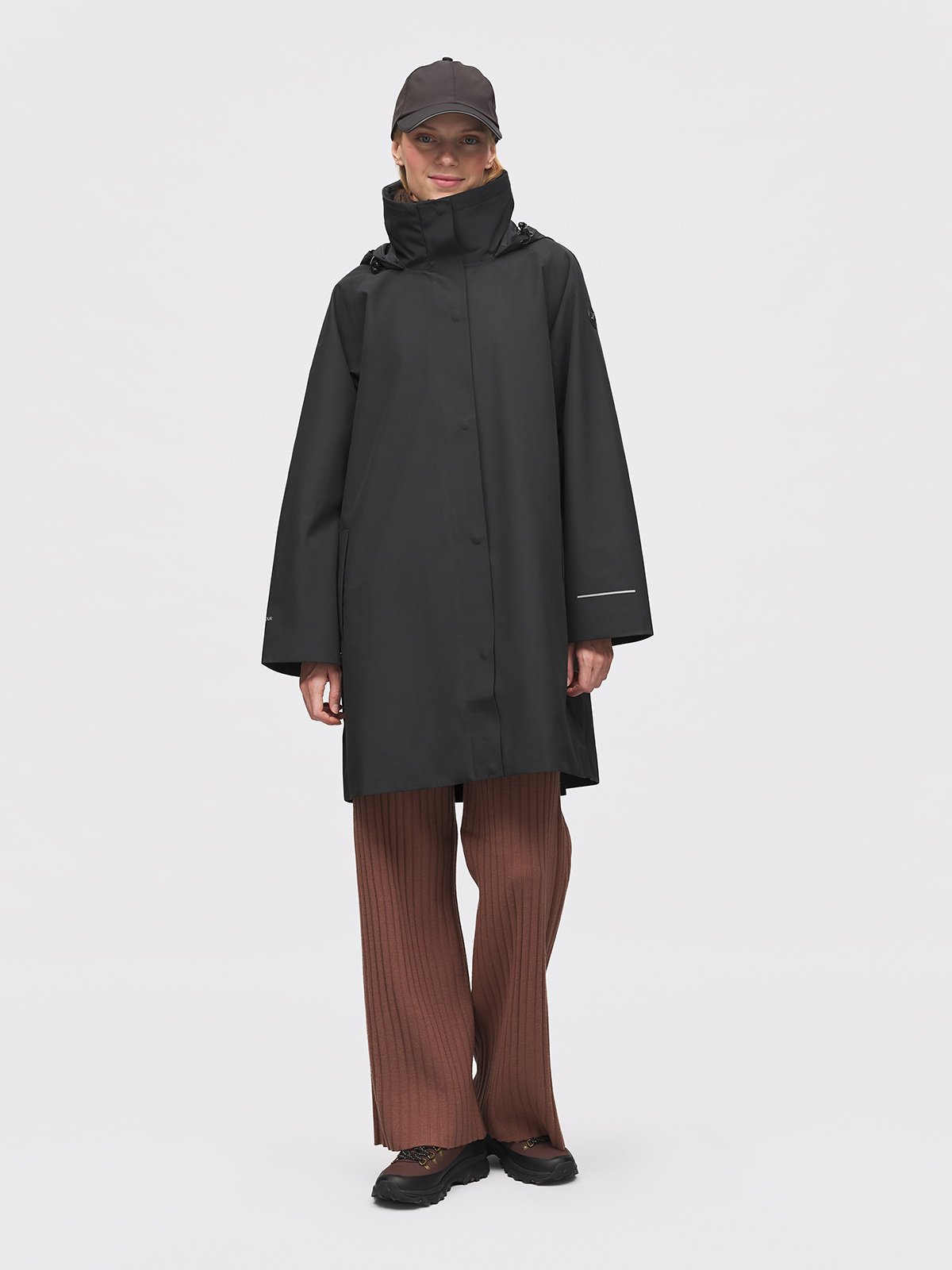 Twentyfour Mode Alba 2L Cape D Sort