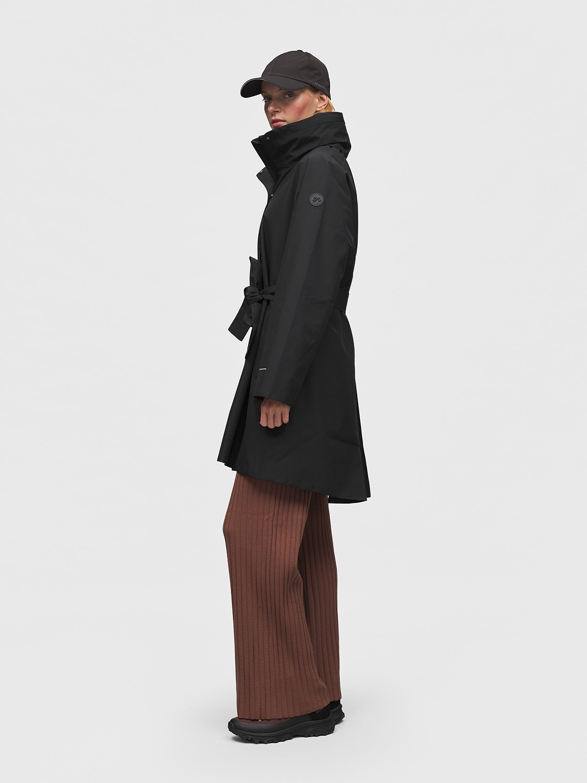 Twentyfour Mode Alba 2L Cape D Sort