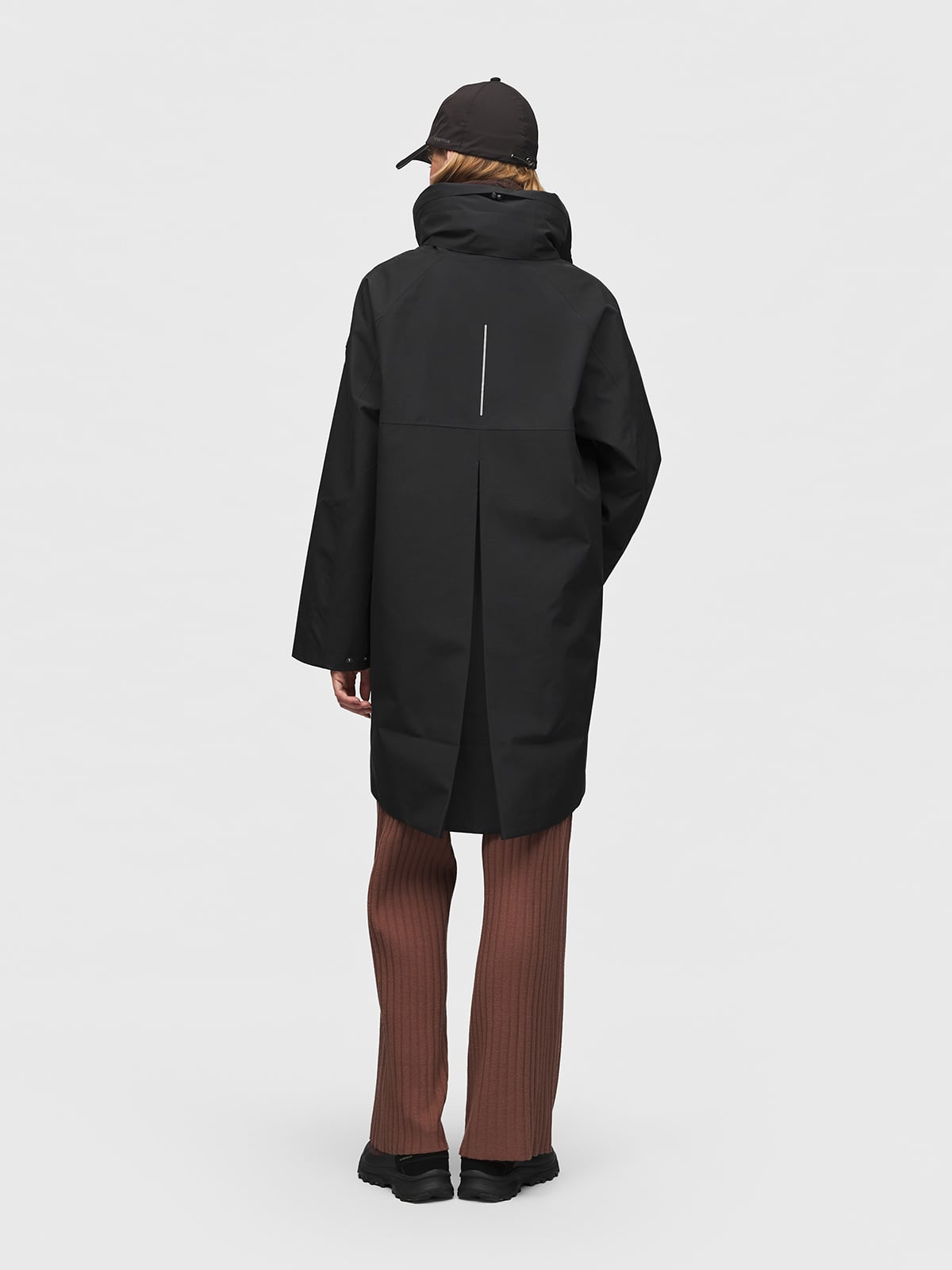 Twentyfour Mode Alba 2L Cape D Sort