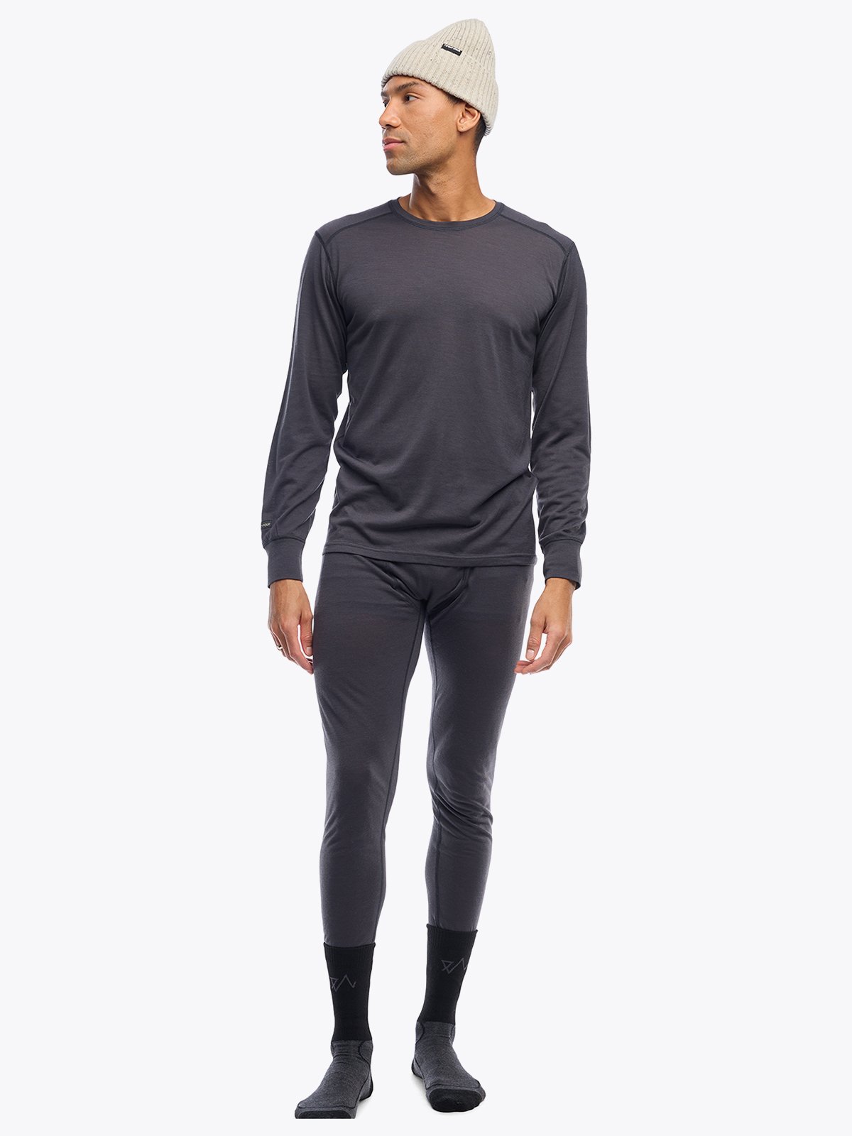 Twentyfour Finse Ullundertøy Sett H Skyggesort