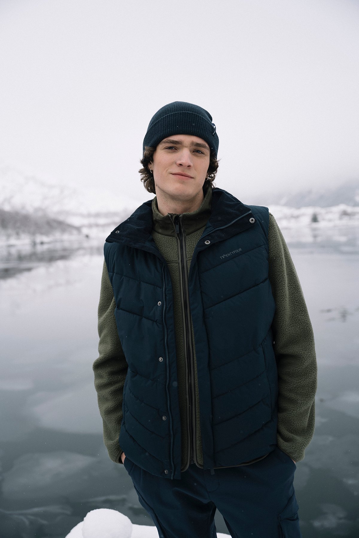 Twentyfour Aurora Thermal Vest H Sort