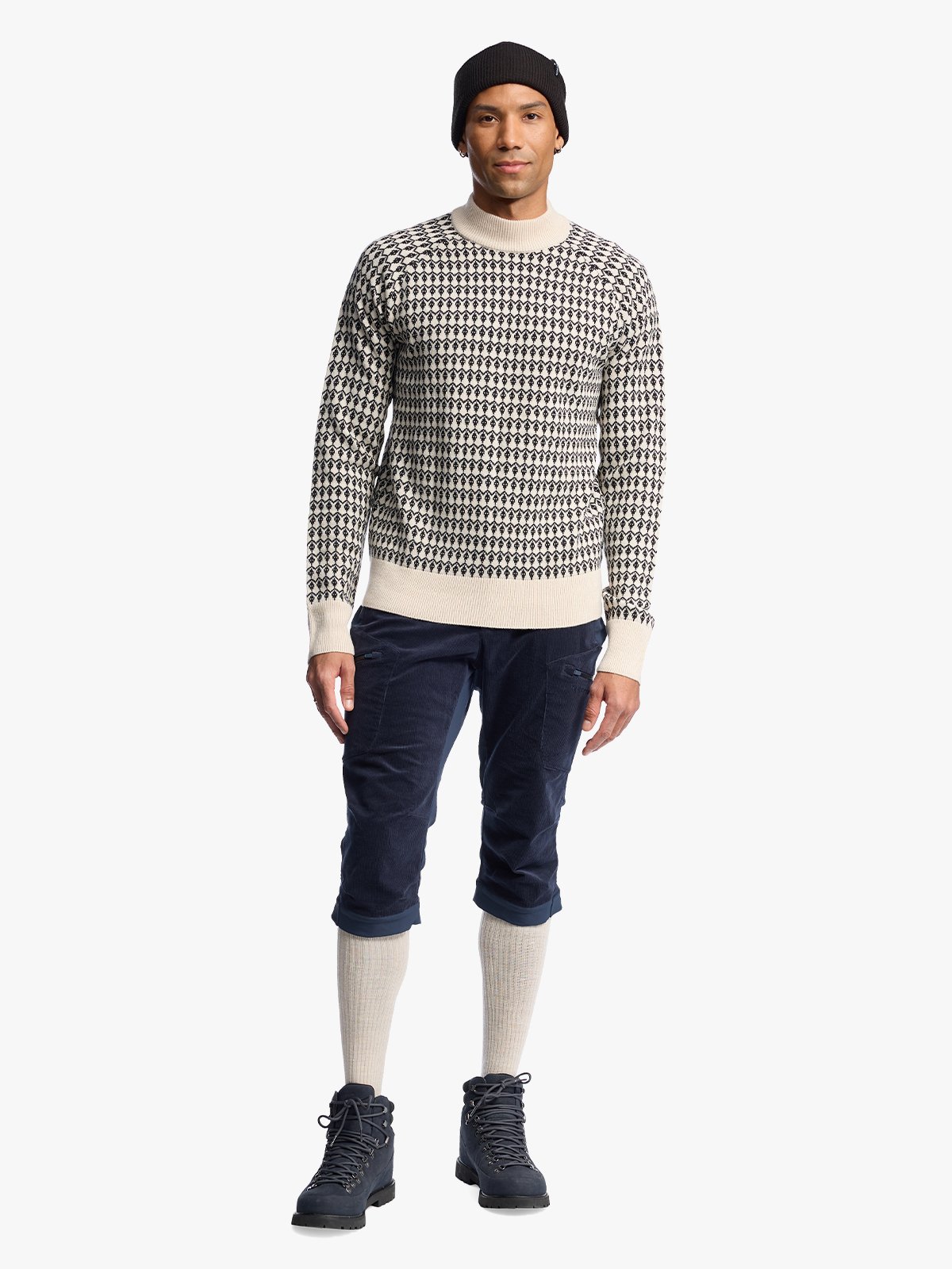 Twentyfour Aurora Ullgenser H Gråhvit