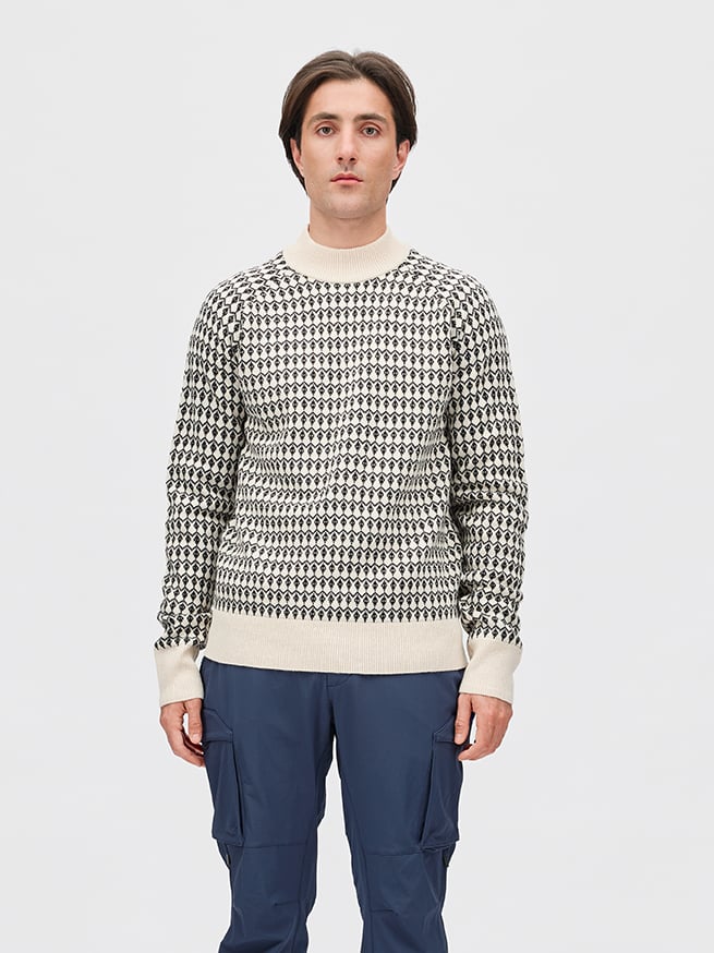 Twentyfour Aurora Ullgenser H Gråhvit