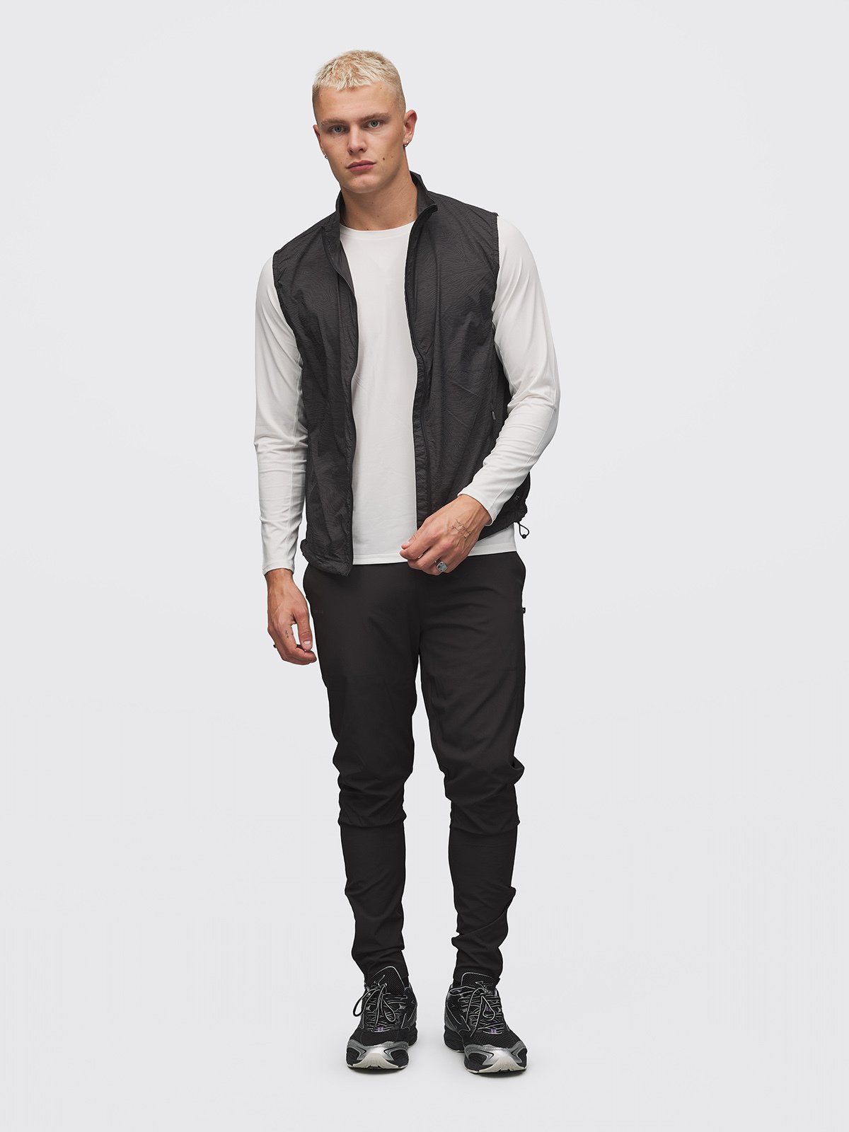 Twentyfour Flow Active Vest H Sort