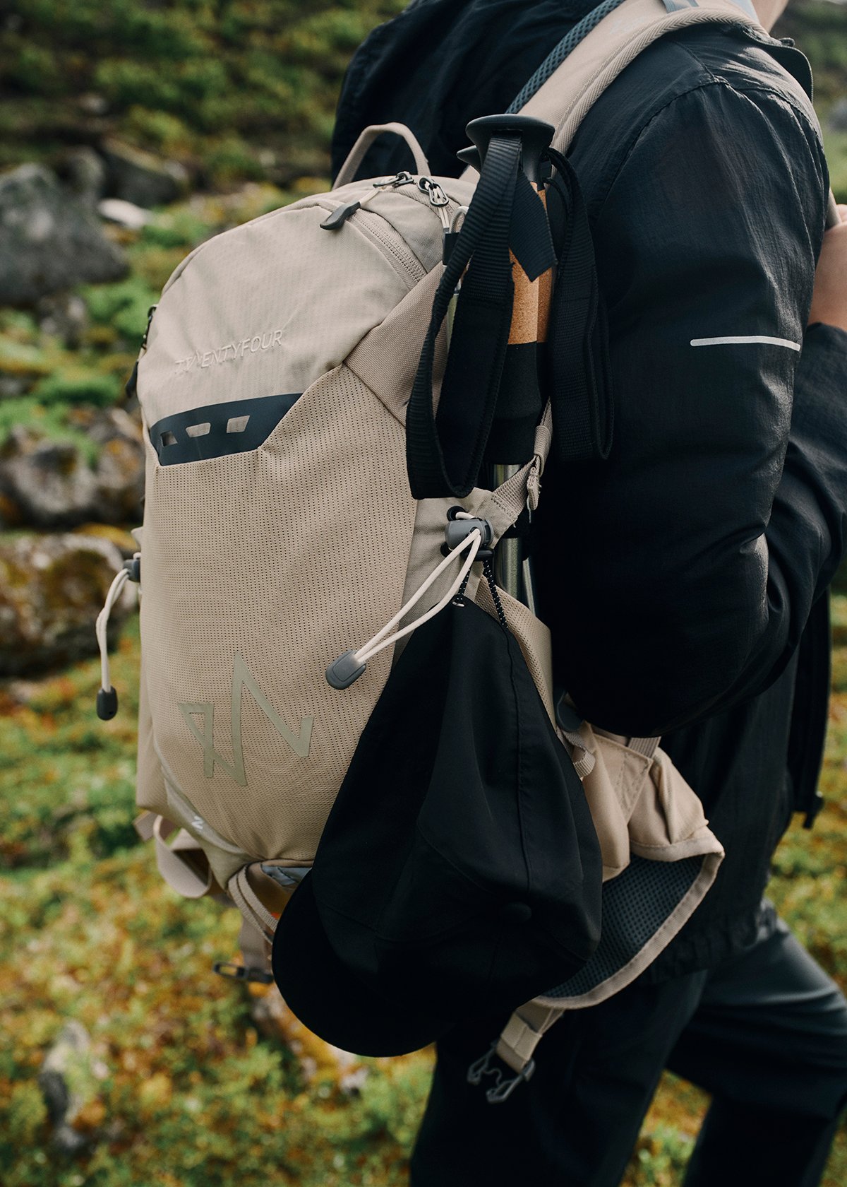 Twentyfour & Ryggsekk 25L Sand