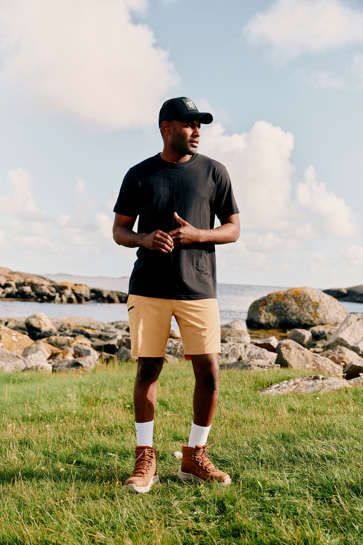 Twentyfour & T-skjorte U Sort