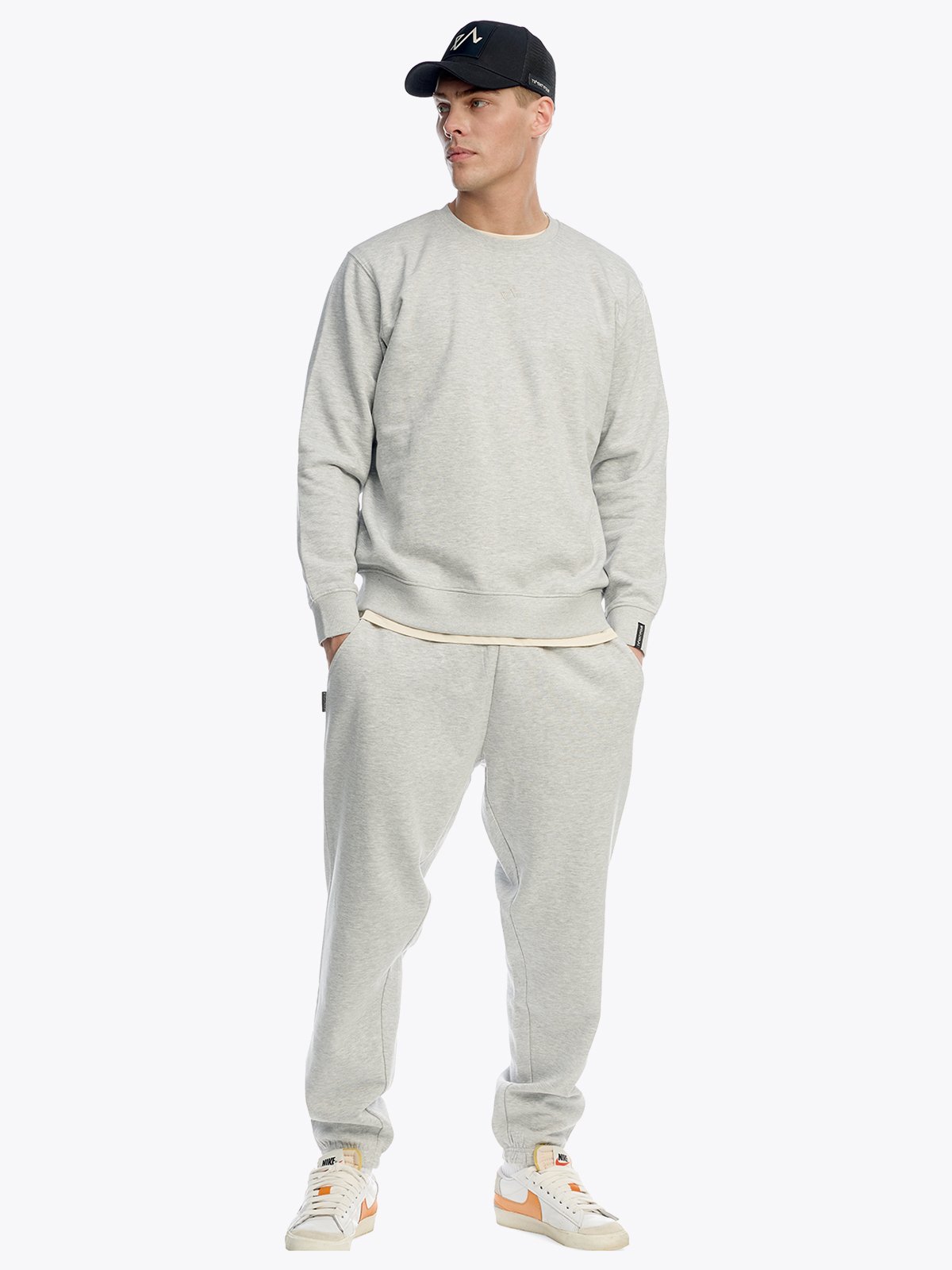 Twentyfour & Sweater U Lys Grå M