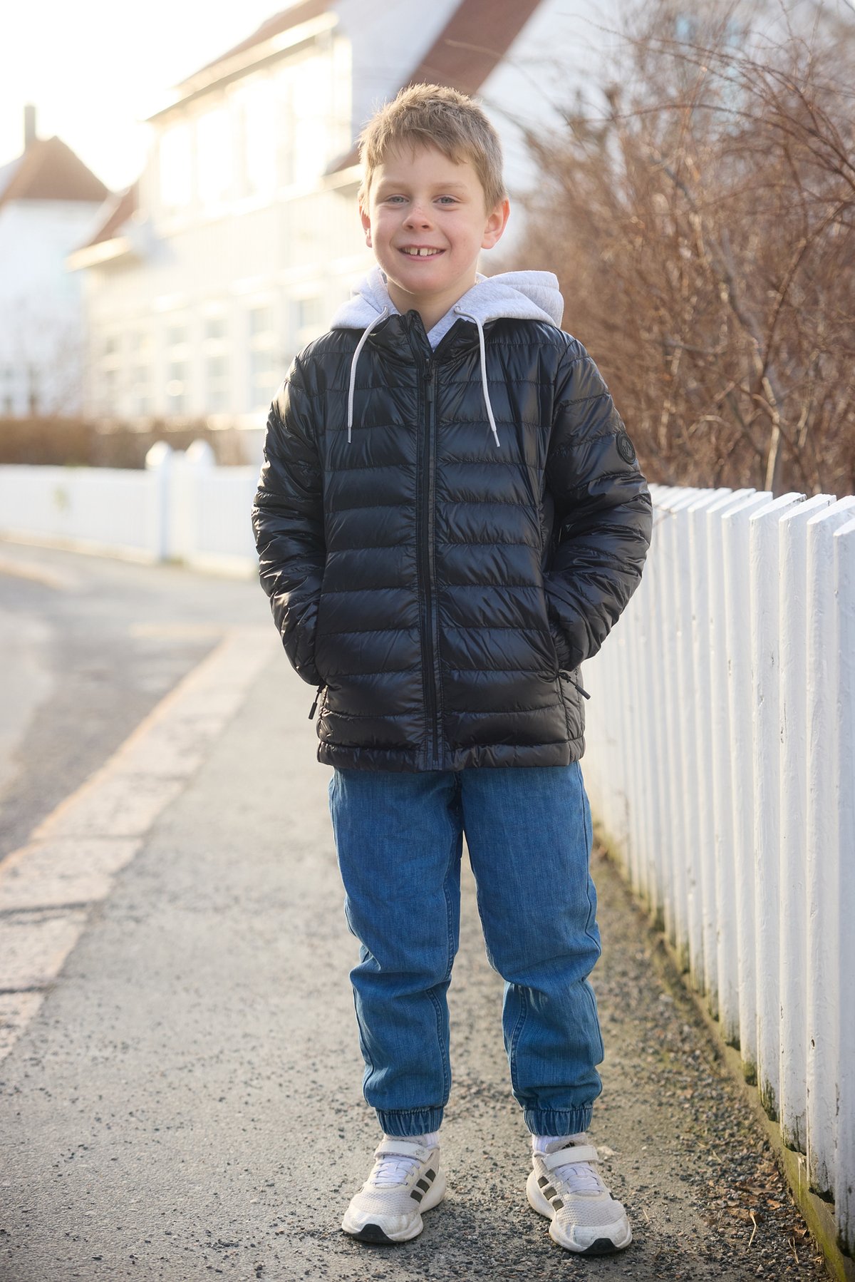 Twentyfour Venture Lett Dunjakke JR Sort