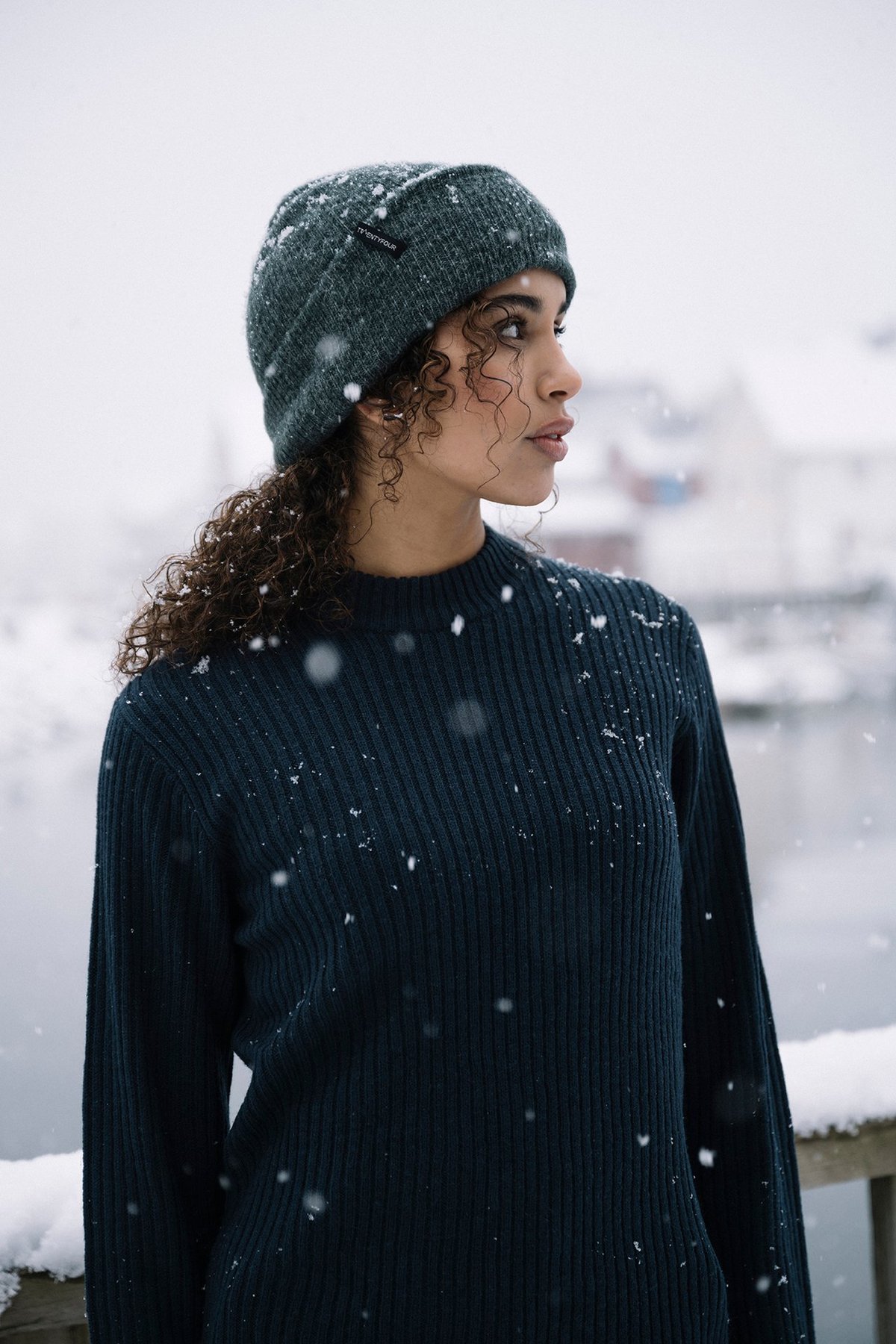 Twentyfour Mode Rib RN Sweater U Marine