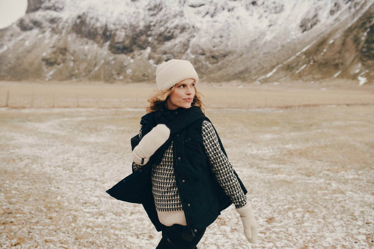 Twentyfour Aurora Pile Lue Gråhvit