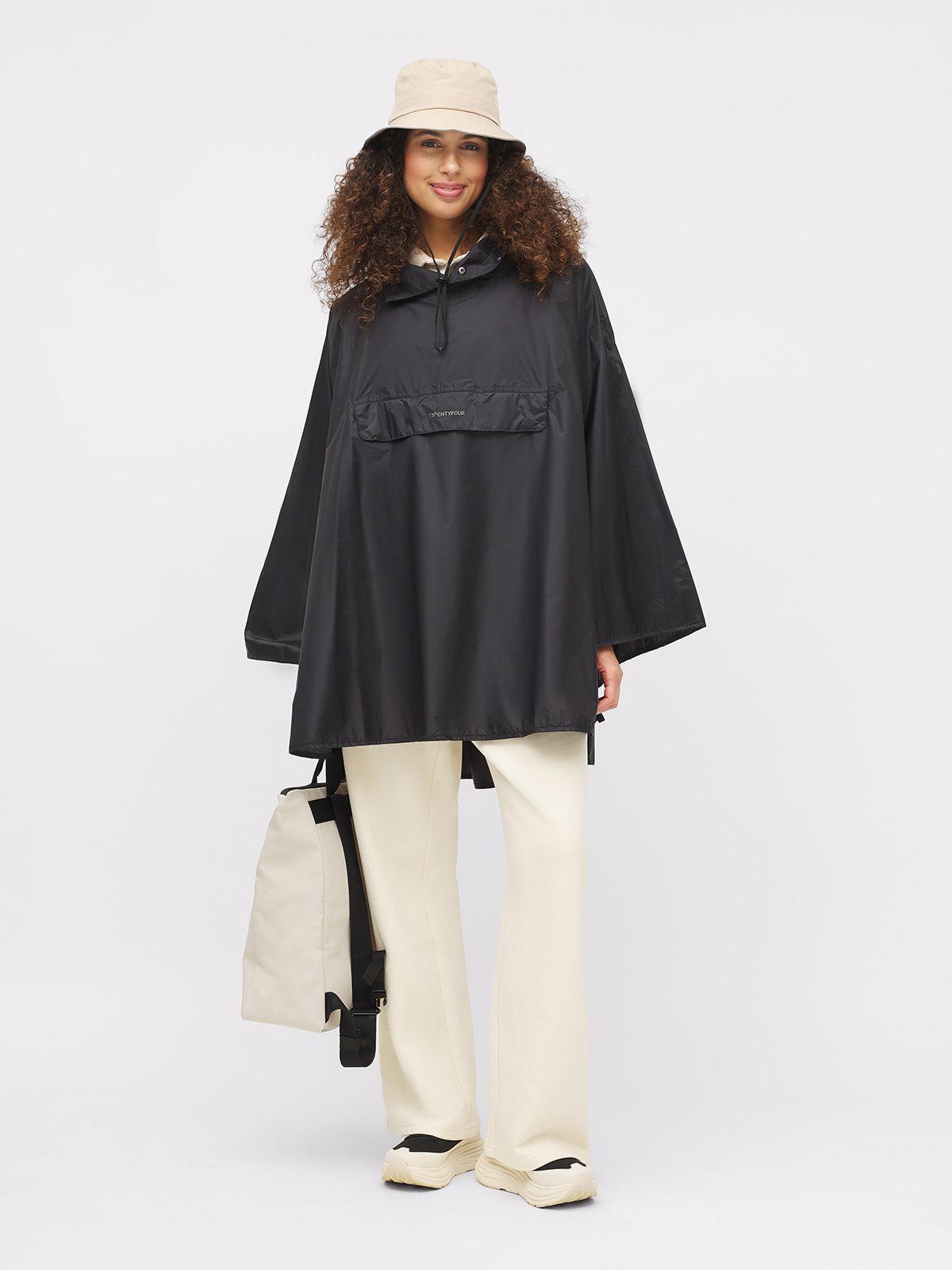 Twentyfour & Poncho U Sort