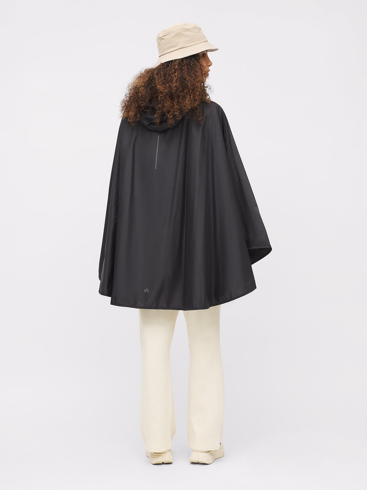 Twentyfour & Poncho U Sort