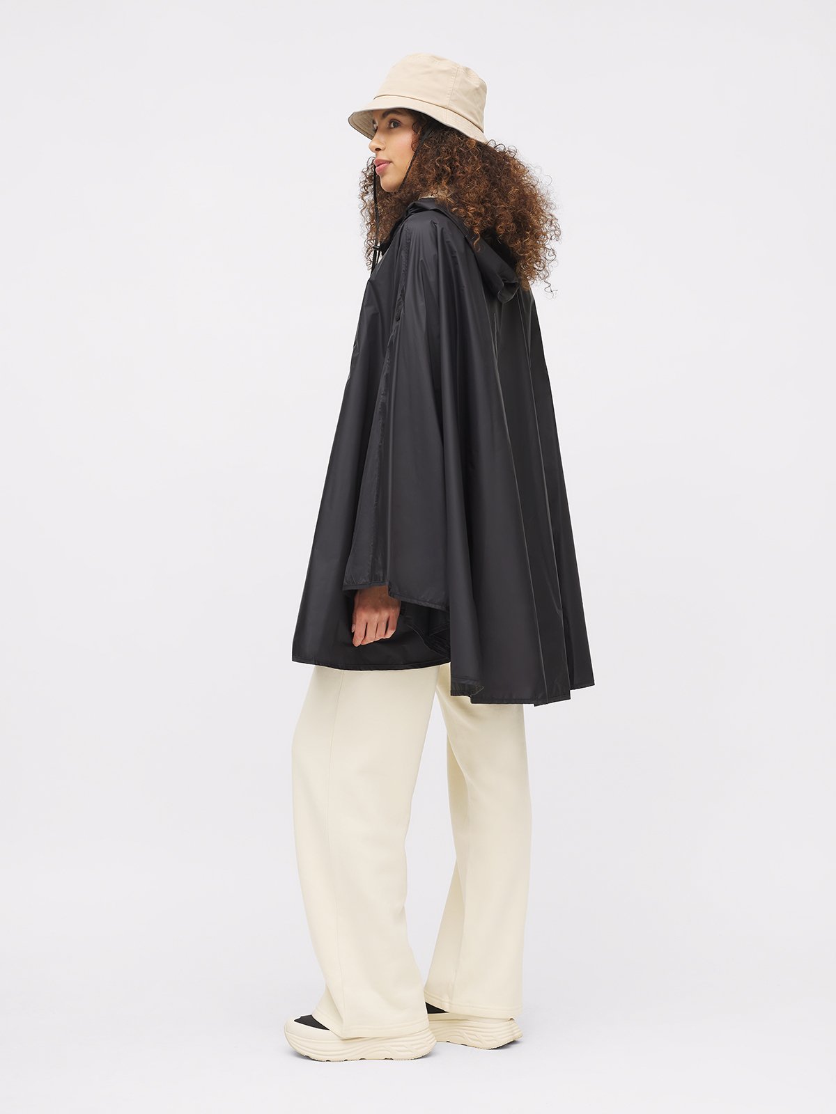 Twentyfour & Poncho U Sort