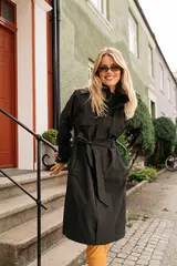 Mode 2L Trench D Sort 44 Lang 2-lags jakke til dame