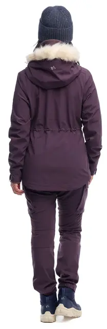 1646362