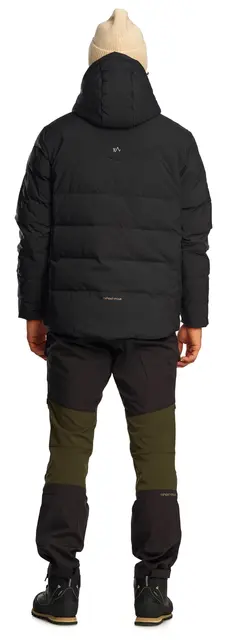 1601390