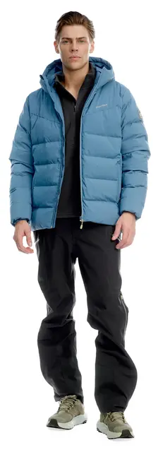 1646572