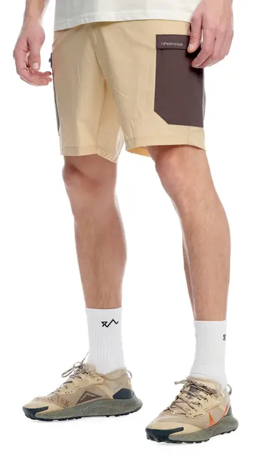 1678410