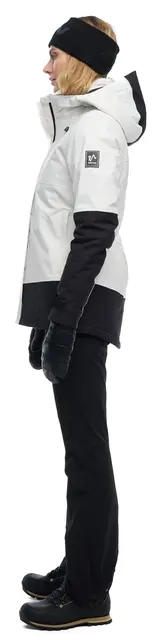 1661752