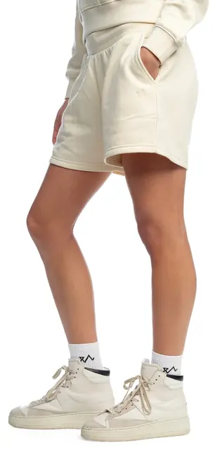 1679936