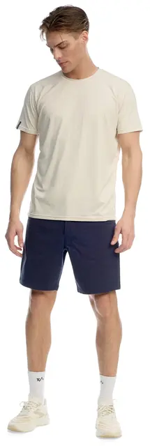 1696894