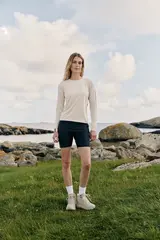 Venture Longsleeve D Gråhvit 38 Lett turtopp til dame